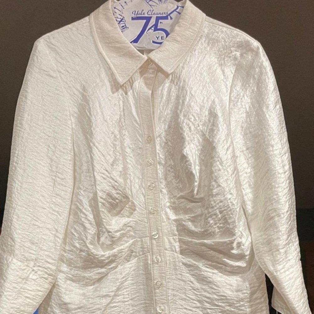 BENTLEY A beautiful lono dressy white, Sz 14. NWT.